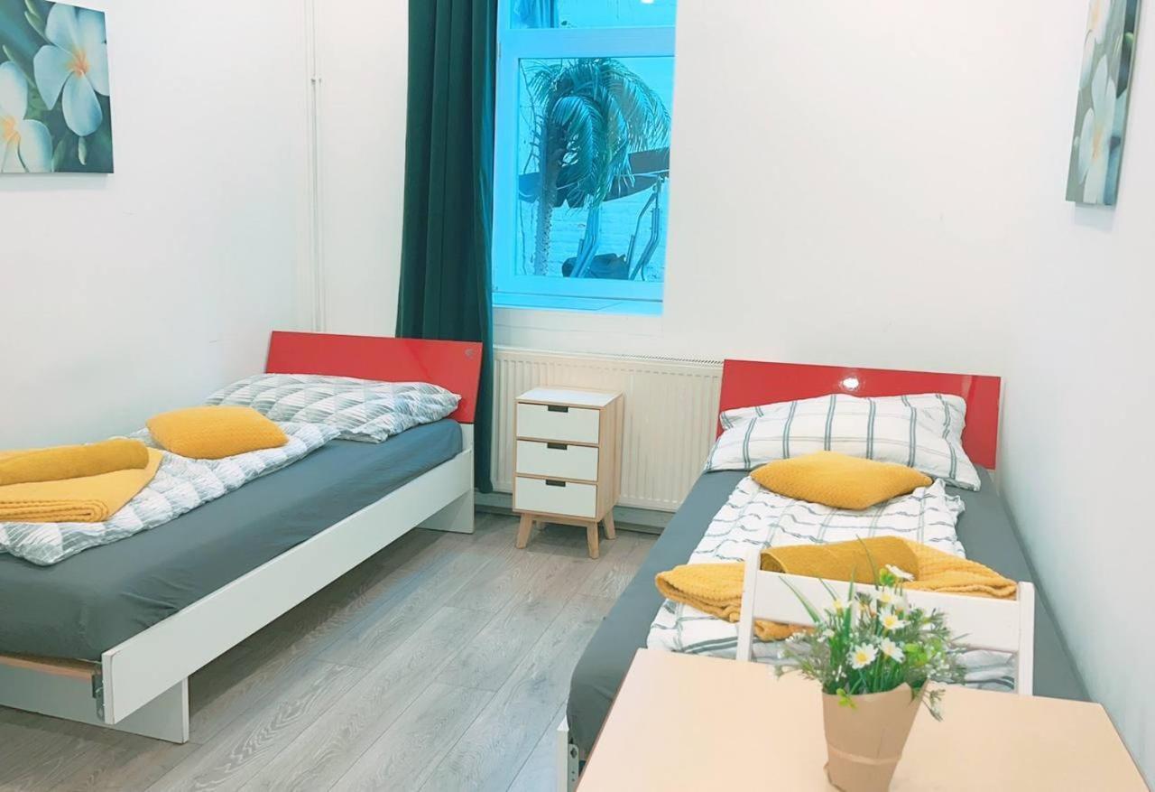 Comfort Triple Room Hn Wiedeń Zewnętrze zdjęcie